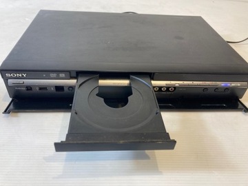 Бездисковый рекордер Sony RDR-HXD870