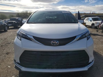 Toyota Sienna III 2024 Toyota Sienna XLE 2024 2.5l 2.5 Hybryda 245KM, zdjęcie 5
