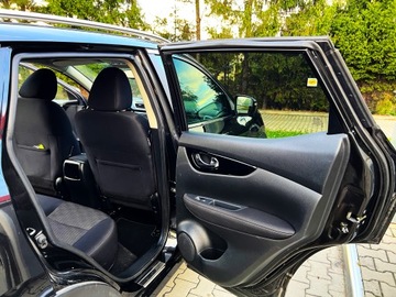 Nissan Qashqai II Crossover 1.2 DIG-T 115KM 2016 NISSAN QASHQAI J11 N-CONNECTA 2016 AUTOMAT, zdjęcie 4