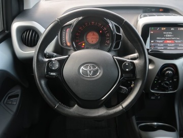 Toyota Aygo II Hatchback 5d 1.0 VVT-i 69KM 2015 Toyota Aygo 1.0 VVT-i, Salon Polska, Serwis ASO, zdjęcie 16