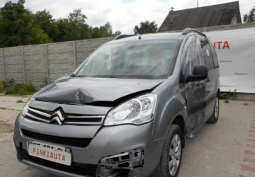 Citroen Berlingo III Osobowy M 1.2 PureTech 110KM 2018 Citroen Berlingo Okazja 1.2 Benzyna 110KM, zdjęcie 6