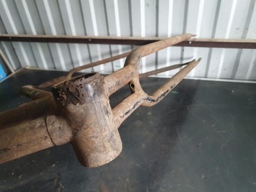 ОЧЕНЬ СТАРЫЙ ВИНТАЖНЫЙ ВЕЛОСИПЕД С РАМОЙ MIFA