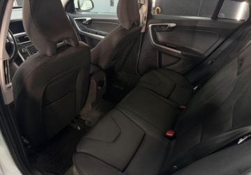 Volvo V60 I Kombi Facelifting 1.5 T3 DRIVE-E 152KM 2017 Volvo V60 Polski salon _ Pierwszy wlasciciel _ 1.5 Benzyna 152KM, zdjęcie 13