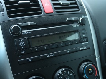 Toyota Auris I 2012 Toyota Auris 1.3 Dual VVT-i, Salon Polska, Klima, zdjęcie 11