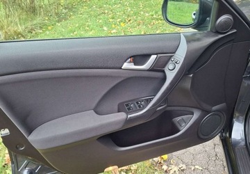 Honda Accord VIII Kombi 2.0 VTEC 156KM 2011 Honda Accord Honda Accord 2.0 Benzyna 156KM, zdjęcie 18