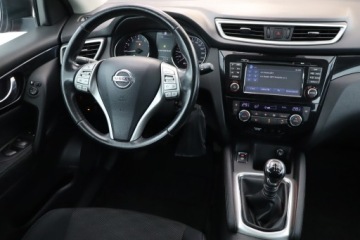 Nissan Qashqai II Crossover 1.2 DIG-T 115KM 2014 Nissan Qashqai 1.2 DIG-T, Serwis ASO, Navi, Klima, zdjęcie 6