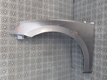 BLATNÍK LEVÝ PŘEDNÍ SKODA SUPERB III