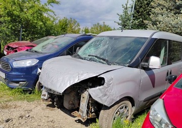 Fiat Doblo III Van 1.6 Multijet 16v 105KM 2016 Fiat Doblo 112016 Salonowy, 1.6JTD, Uszkodzony przod. VAT 23 brutto., zdjęcie 1