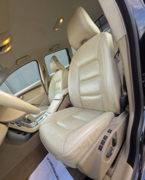 Volvo V70 III 2008 Volvo V70 SUMMUM 3,2 R6 Wentylowane fotele Navi 3.2 Benzyna 238KM, zdjęcie 7
