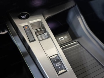 Peugeot 308 III 2025 Od ręki - GT e-DCS6 1.2 mHEV 145KM / Pakiet Bezpieczeństwo, zdjęcie 9