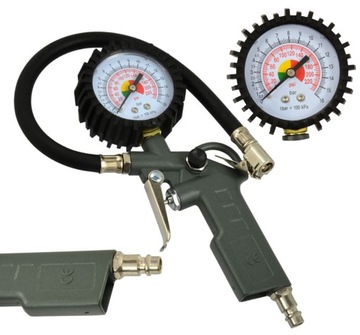 Накачивающий пистолет с большим манометром.