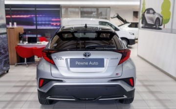 Toyota C-HR I Crossover Facelifting 2.0 Hybrid Dynamic Force 184KM 2023 Toyota C-HR 2.0 Hybrid GR Sport 2.0 Hybryda 184KM, zdjęcie 18