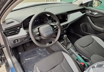 Skoda Kamiq Crossover Facelifting 1.0 TSI 115KM 2025 Skoda Kamiq 1.0 TSI 115KM EDITION 130, fabryczny hak Benzyna 115KM, zdjęcie 4