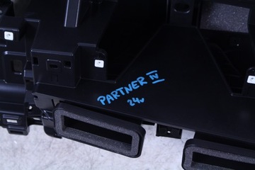 DESKA KOKPIT PEUGEOT PARTNER IV 24R. @