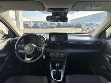 Toyota Yaris IV Hatchback 1.0 VVT-i 72KM 2022 Toyota Yaris 1.0 Comfort IV (2020-) 1.0 Comfort, zdjęcie 8