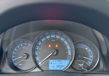 Toyota Auris II Hatchback 5d Facelifting 1.33 Dual VVT-i 99KM 2016 Toyota Auris salon Polska, serwis ASO Toyota, 58 tys km, czujniki park., G, zdjęcie 9
