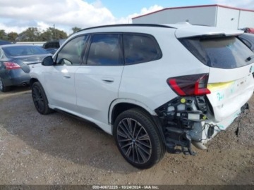 BMW X1 U11 2023 BMW X1 xdrive28i, 2023r., 4x4, 2.0 Benzyna 241KM, zdjęcie 3