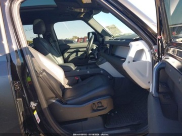 Land Rover Defender IV (L663) 2024 Land Rover Defender 110 P400 X-Dynamic Se 2024 3.0 Benzyna 395KM, zdjęcie 10