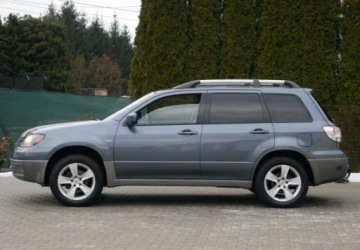 Mitsubishi Outlander I 2.0 i 16V 136KM 2003 Mitsubishi Outlander Mitsubishi Outlander 2.0 4WD Invite 2.0 BenzynaLPG, zdjęcie 5