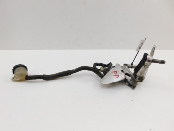 HONDA CBR 1100XX КОМПЛЕКТ ПОДНОГКА ВОДИТЕЛЯ СПРАВА