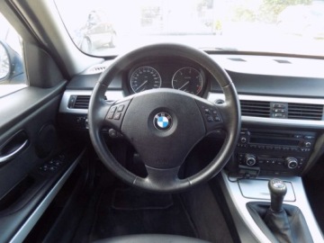 BMW Seria 3 E90-91-92-93 2010 BMW Seria 3 BIALOLEKA 2.0 T.Diesel (136 KM) 2010r. prod. KOMIS TYSIAK, zdjęcie 5