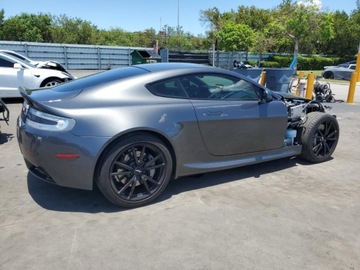 Aston Martin V8 Vantage III 2013 Aston Martin V8 Vantage 2013 4.7l 4.7 Benzyna 420KM, zdjęcie 3