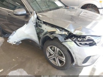 Mercedes GLC C253 2021 Mercedes-Benz GLC 2021 r., 2,0L 4 MATIC 2.0 Benzyna 255KM, zdjęcie 9