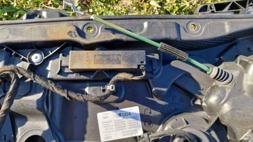 MERCEDES GLC W253 BOK MECHANIZMUS ZÁMEK DVEŘE ZADNÍ PRAVÝ A2535402614