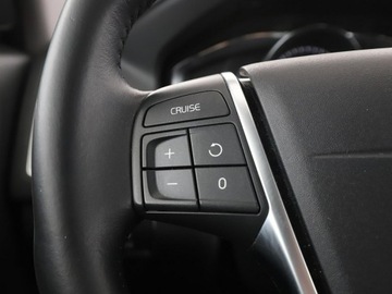 Volvo XC60 I SUV Facelifting 2.0 D4 DRIVE-E 190KM 2017 Volvo XC 60 Summum automat D4 skóra navi kamera, zdjęcie 30