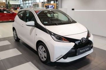 Toyota Aygo II Hatchback 5d 1.0 VVT-i 69KM 2017 Toyota Aygo 1.0 VVT-i X-play Benzyna 69KM, zdjęcie 1