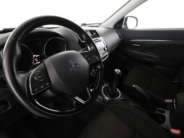 Mitsubishi ASX I SUV Facelifting 2015 1.6 117KM 2016 Mitsubishi ASX klimatyzacja automatyczna, zdjęcie 13