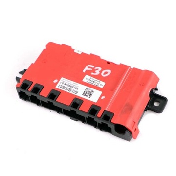 BMW F22 F30 F31 F32 Rozdzielacz B+ 9225022