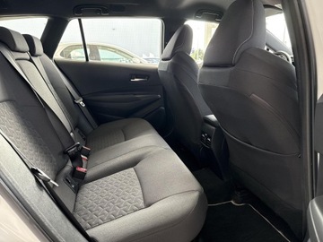 Toyota Corolla XII TS Kombi 1.8 Hybrid 122KM 2021 Toyota Corolla 1.8 Hybrid Comfort Seria E21 (2019-, zdjęcie 9