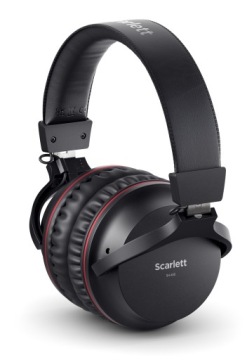 FOCUSRITE SCARLETT SOLO STUDIO 4-ГО ПОКОЛЕНИЯ - КОМПЛЕКТ