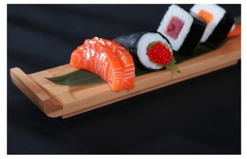 DESER OBIADOWY W PASKU SUSHI