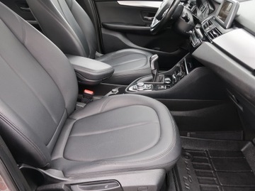 BMW Seria 2 F22-F23-F45-F46 Gran Tourer 216d 116KM 2015 BMW 2 Active Tourer 216d Active Tourer, Skóra, zdjęcie 8