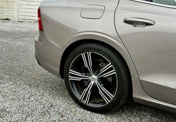 Volvo S60 III Sedan 2.0 T6 310KM 2019 Volvo S60 Volvo S60 T6 AWD Inscription 2.0 Benzyna 310KM, zdjęcie 29