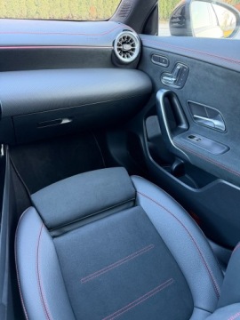 Mercedes GLC C254/X254 2023 MERCEDES-BENZ CLA 200 polift | AMGPremiumNight | Gwarancja | FAKTURA VAT23%, zdjęcie 30