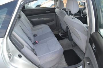 Toyota Prius II 2005 TOYOTA PRIUS liftback (_W2_) 1.5 (NHW20_) 78 KM, zdjęcie 6