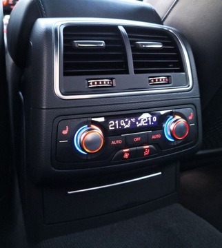 Audi A7 C7 A7 Sportback Facelifting 2.0 TFSI 252KM 2017 Audi A7 Sportback 2.0 TFSI Quattro S tronic 252KM BOSEKeyllesMatrixLEDTemp, zdjęcie 25