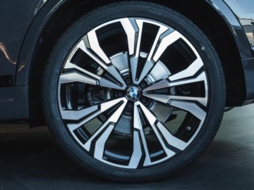 BMW X7 SUV Facelifting 3.0 40d 352KM 2026 BMW X7 xDrive40d Sport Suv 3.0 (352KM) 2026, zdjęcie 15