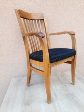 ДУБОВОЕ КРЕСЛО