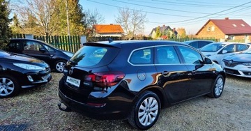 Opel Astra J Sports Tourer 1.4 Turbo ECOTEC 140KM 2011 Opel Astra BENZYNA navi GRZANA KIEROWNICA TABLET super okazja 1.4, zdjęcie 14