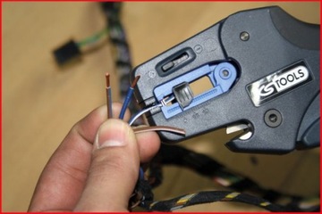 САМОРЕГУЛИРУЮЩИЕСЯ ИЗОЛЯЦИОННЫЕ ЩИПЦЫ,