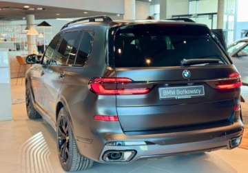 BMW X7 SUV Facelifting 3.0 40d 352KM 2026 BMW X7 BMW X7 xDrive40d Czarny mat dostepne od reki w salonie BMW Bonkowscy, zdjęcie 13