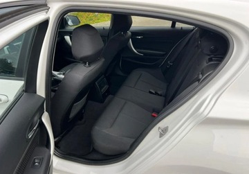 BMW Seria 1 F20-F21 Hatchback 5d Facelifting 2017 118i 136KM 2018 BMW Seria 1 1.5 Benyzna 136KM LED Nawigacja Sensor Klimatyzacja 1.5 Benzyna, zdjęcie 9