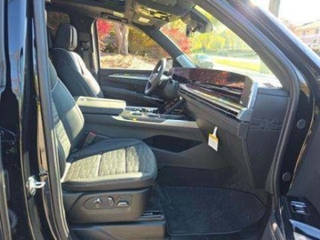 Cadillac Escalade III 2026 Cadillac Escalade Cadillac Escalade V-Series 1SD 6.2 Benzyna 682KM, zdjęcie 10