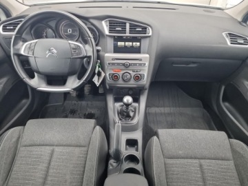 Citroen C4 II Hatchback 5d Facelifting 1.2 PureTech 130KM 2016 Citroën C4 1.2 PureTech Shine S&amp;S II (2010-) Citr, zdjęcie 2