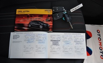 Opel Astra J Sports Tourer 1.4 Twinport ECOTEC 100KM 2012 Opel Astra 150 JAHRE Benzyna Tempomat Cz. parkowania Klimatyzacja 1.4 100KM, zdjęcie 31