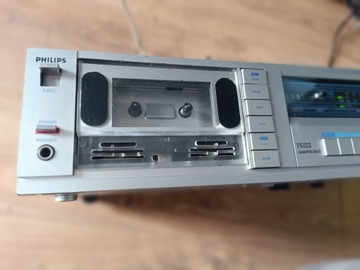 Дековый магнитофон Philips F6133